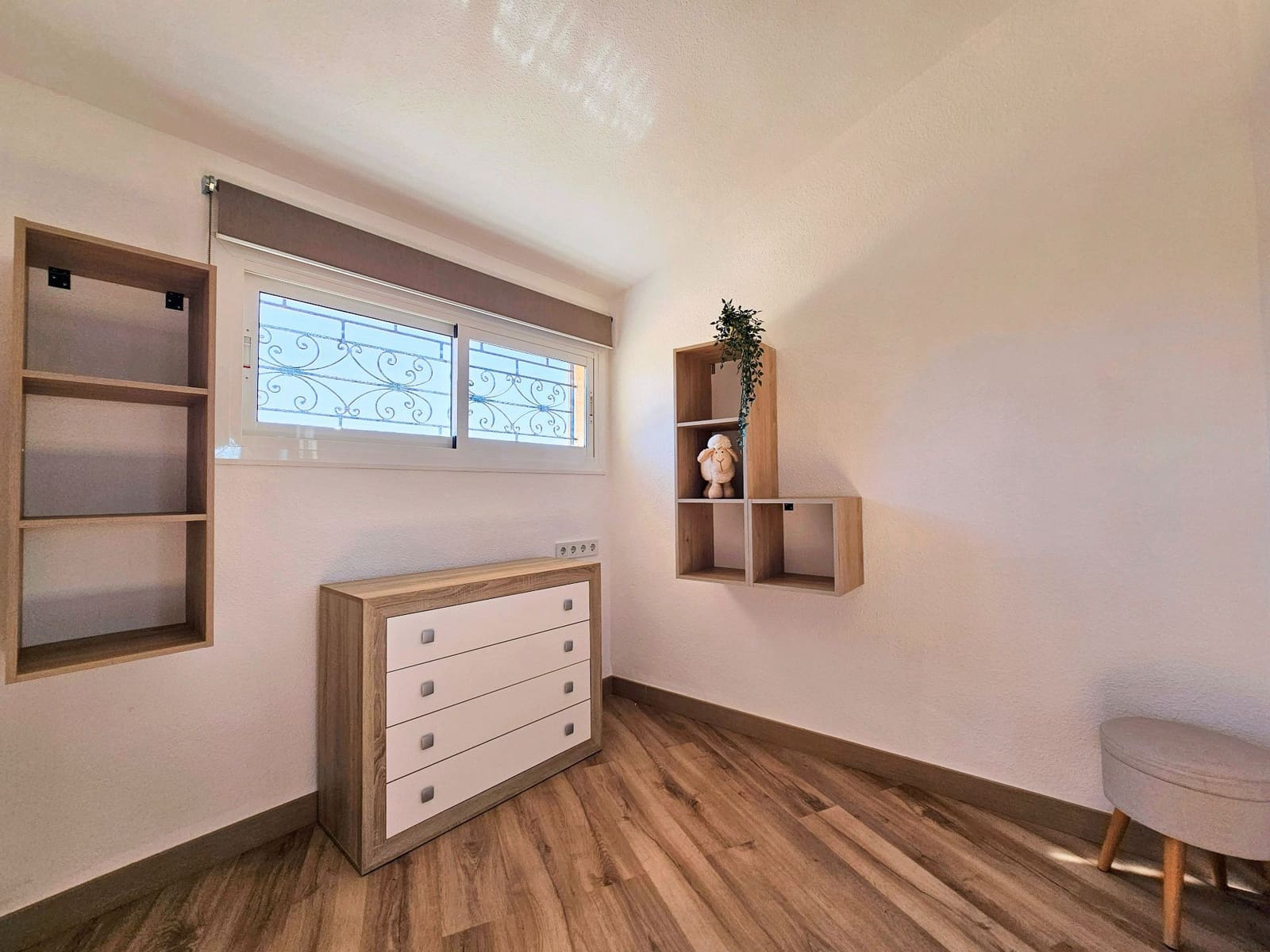 3 sypialnia Willa na sprzedaż w Cala Flores z basenem garażem - 695 000 € (Ref: 9413706)