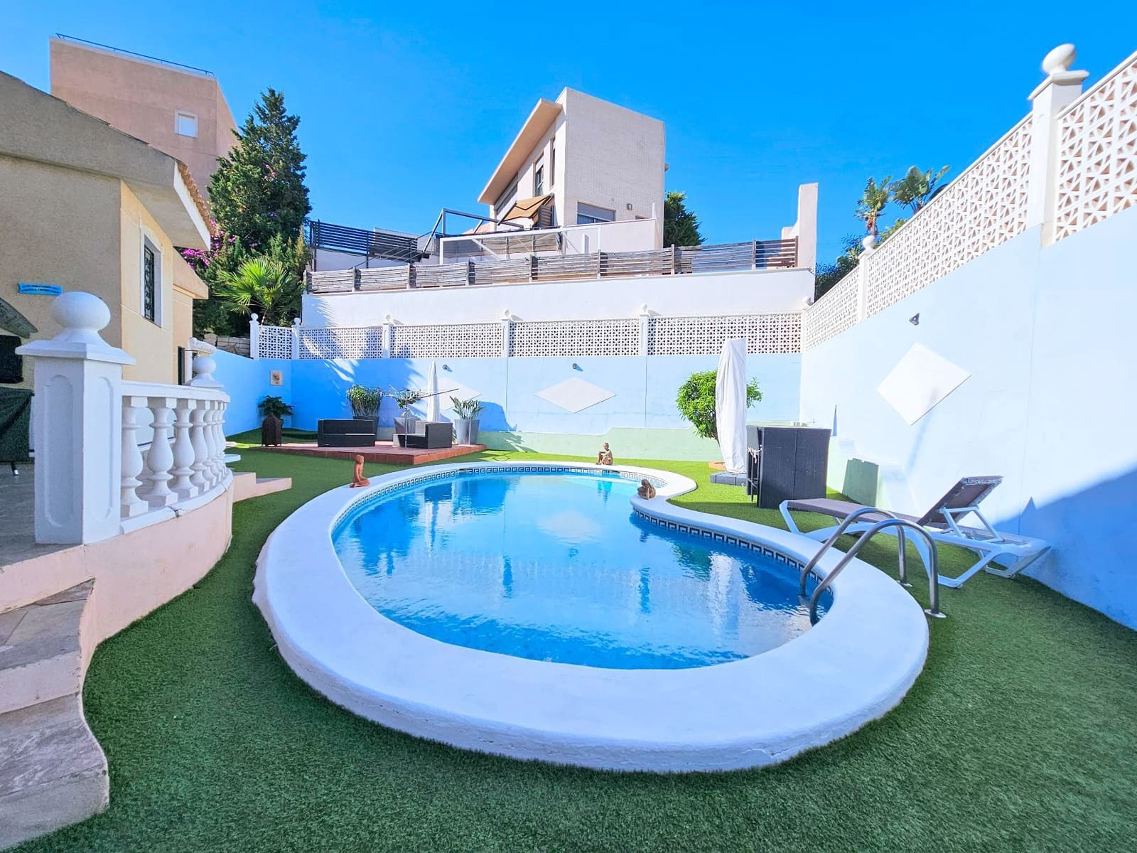 3 sypialnia Willa na sprzedaż w Cala Flores z basenem garażem - 695 000 € (Ref: 9413706)