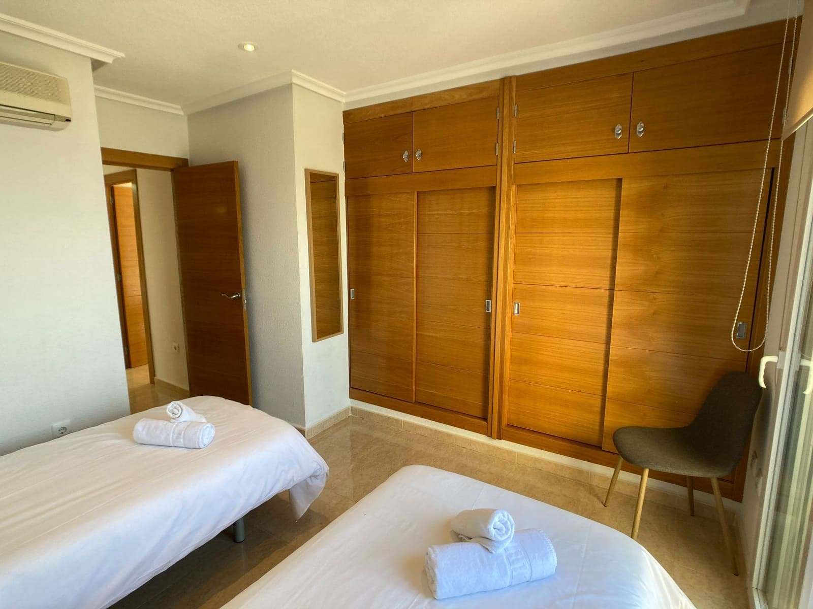 3 bedroom Apartment for sale in La Manga del Mar Menor with pool - € 295,000 (Ref: 9439536)