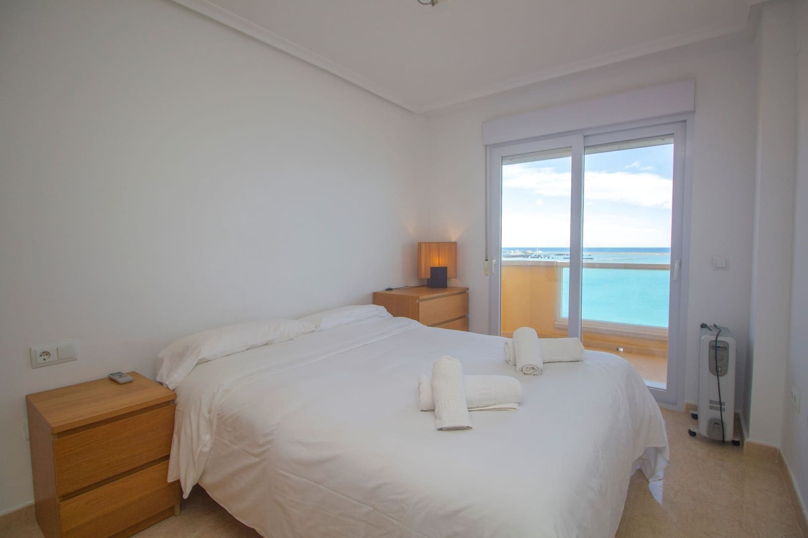 1 sypialnia Penthouse na sprzedaż w La Manga del Mar Menor z basenem garażem - 250 000 € (Ref: 9448869)