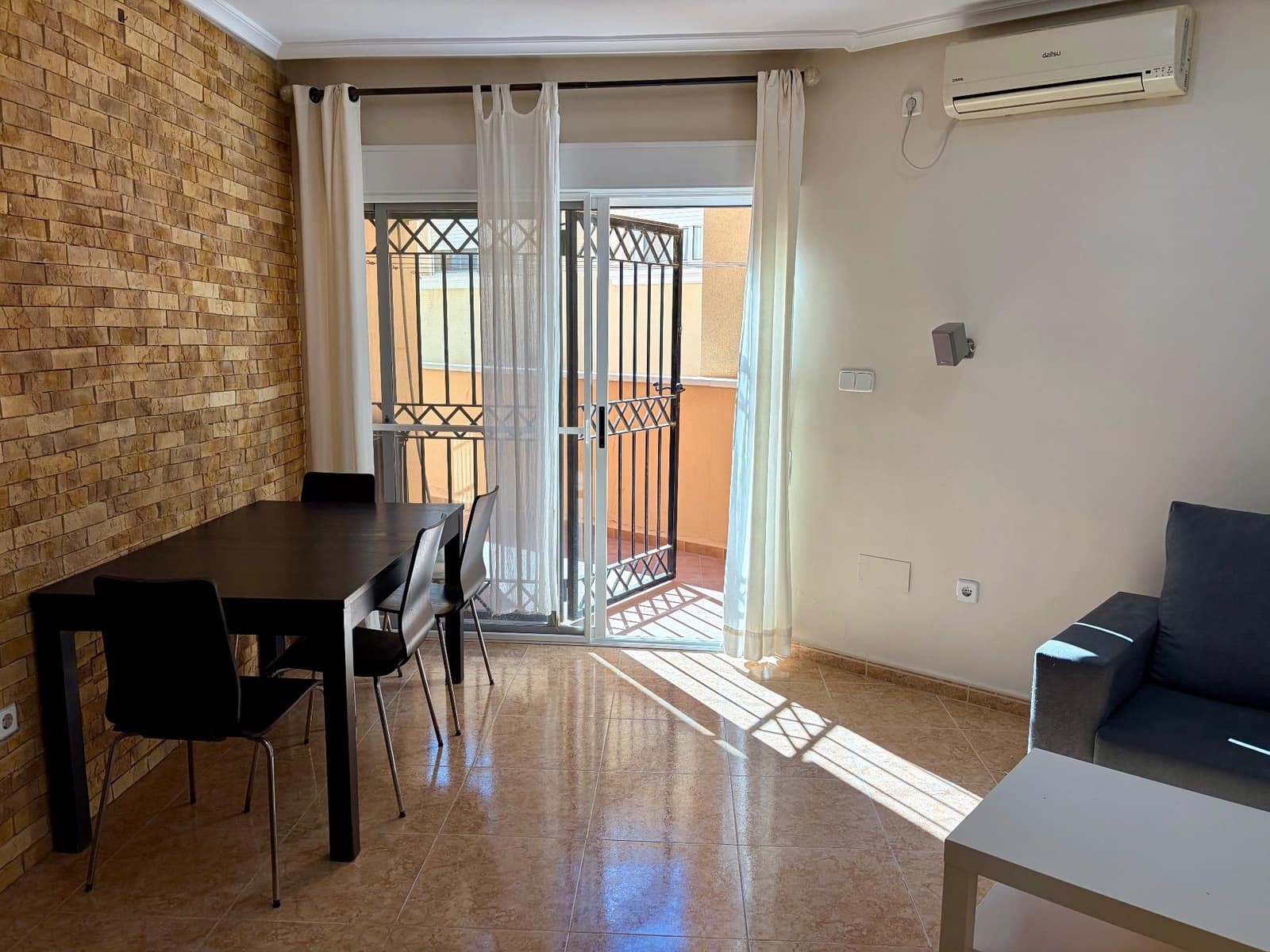 2 bedroom Apartment for rent in Cartagena with pool garage - € 700 (Ref: 9554598)