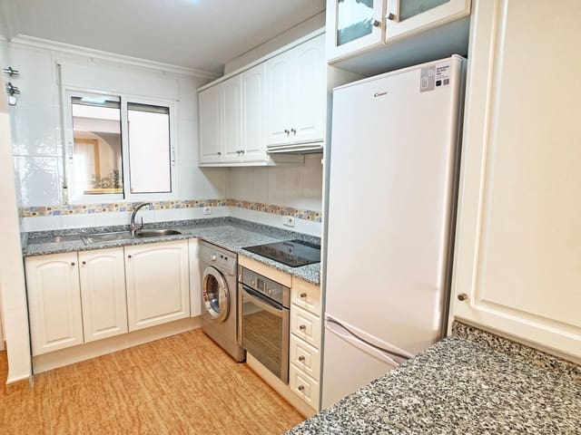 2 Zimmer Apartment zu vermieten in La Unión mit Pool Garage - 650 € (Ref: 9594706)