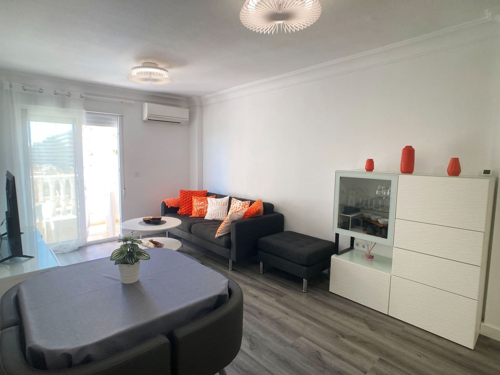 2 quarto Apartamento para arrendar em Playa Paraiso com piscina garagem - 900 € (Ref: 9636487)