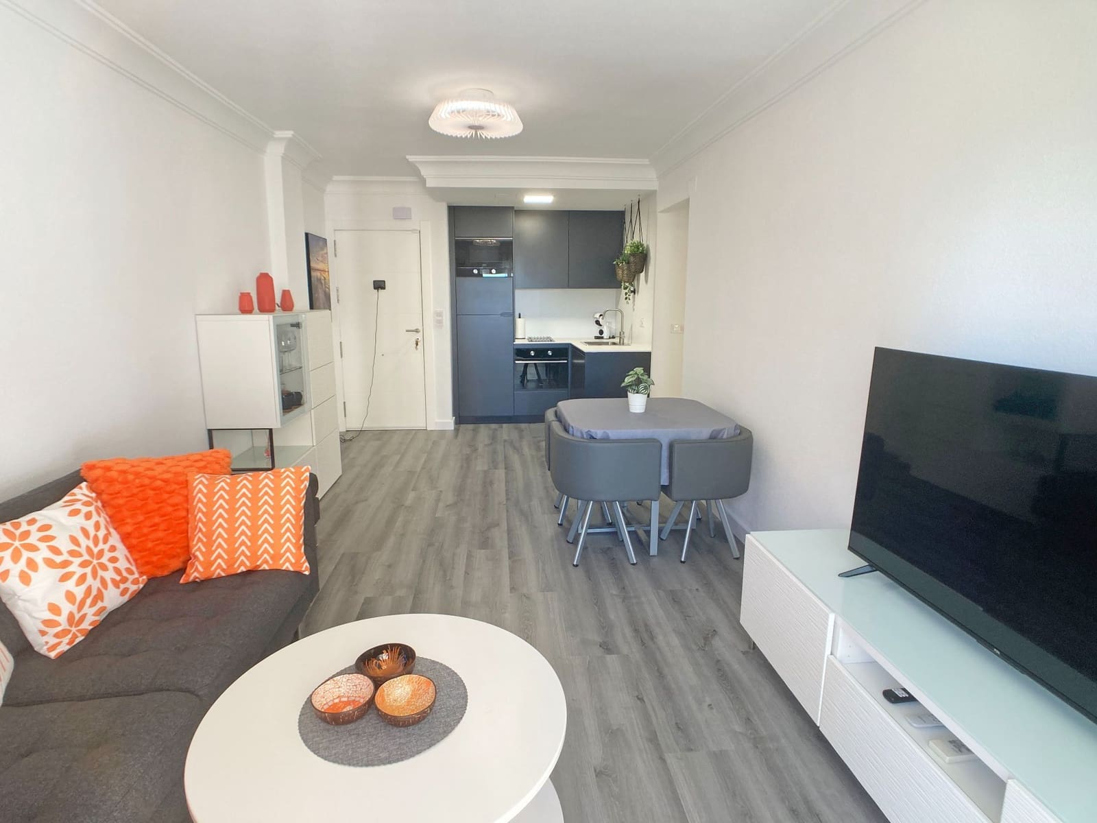 2 quarto Apartamento para arrendar em Playa Paraiso com piscina garagem - 900 € (Ref: 9636487)