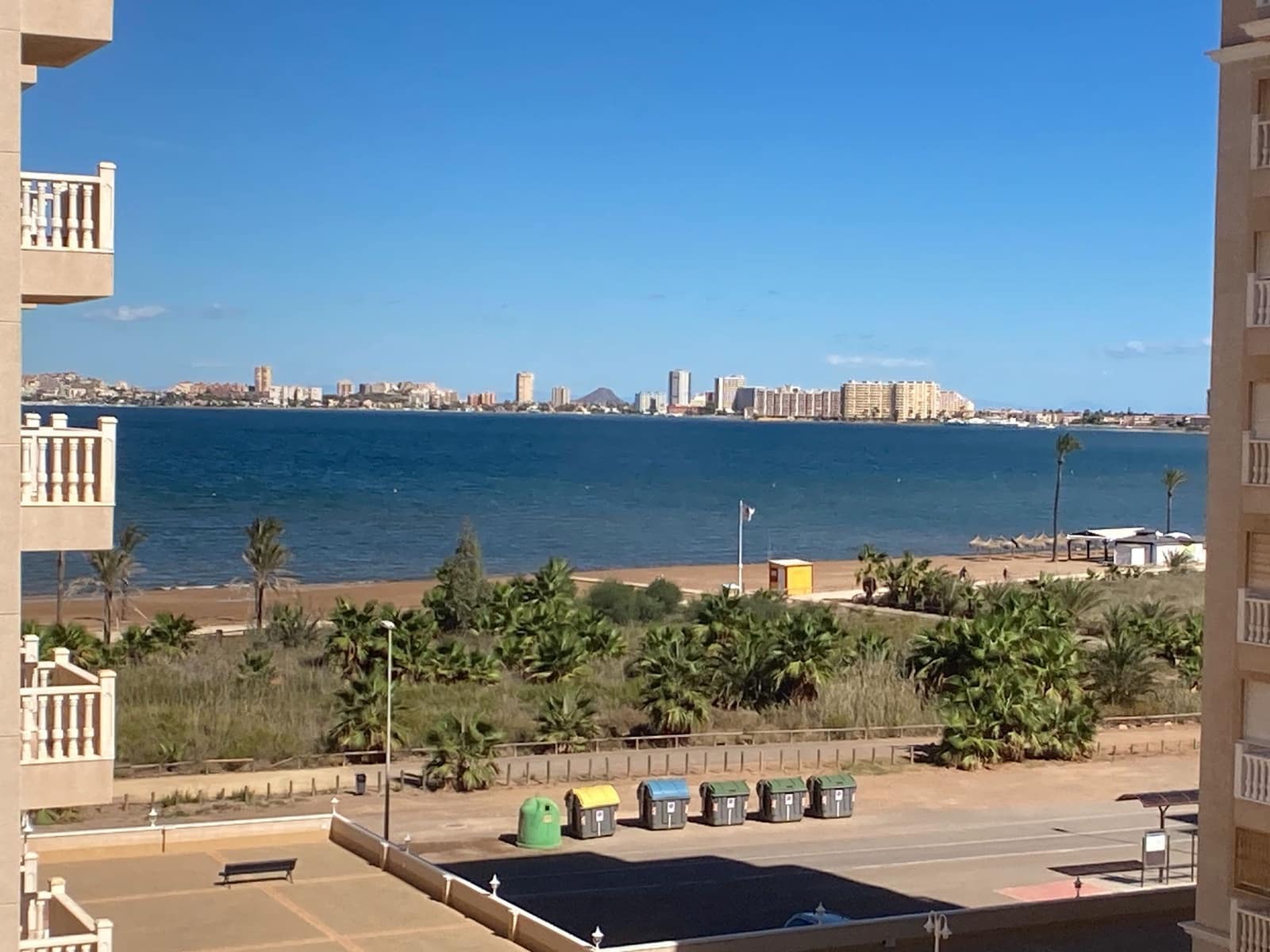 2 quarto Apartamento para arrendar em Playa Paraiso com piscina garagem - 900 € (Ref: 9636487)