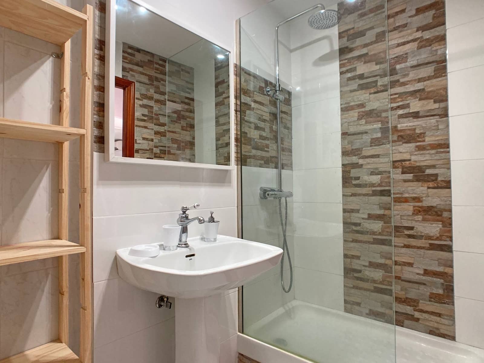 Apartamento de 1 habitación en La Manga del Mar Menor en alquiler con piscina - 600 € (Ref: 9658371)