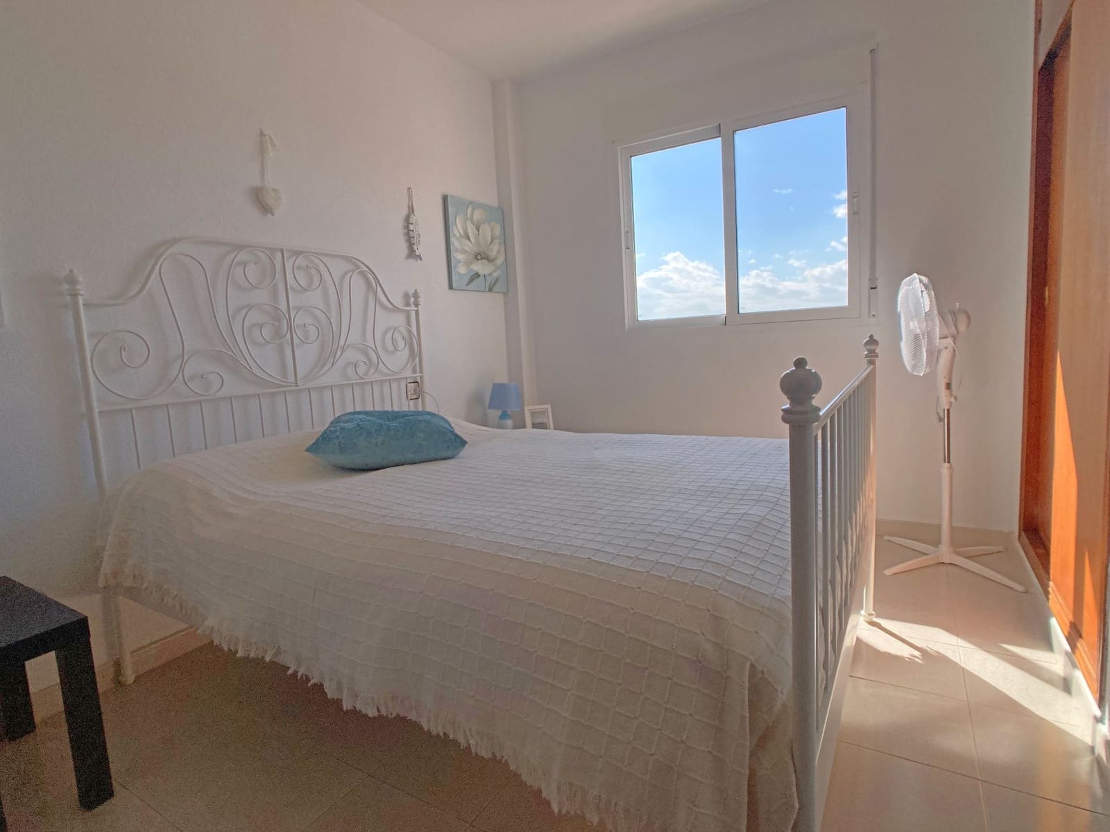 Apartamento de 1 habitación en La Manga del Mar Menor en alquiler con piscina - 600 € (Ref: 9658371)