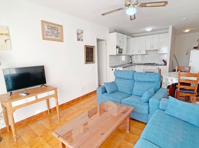 Apartamento de 2 habitaciones en La Manga del Mar Menor en alquiler con piscina garaje - 1.500 € (Ref: 9658372)