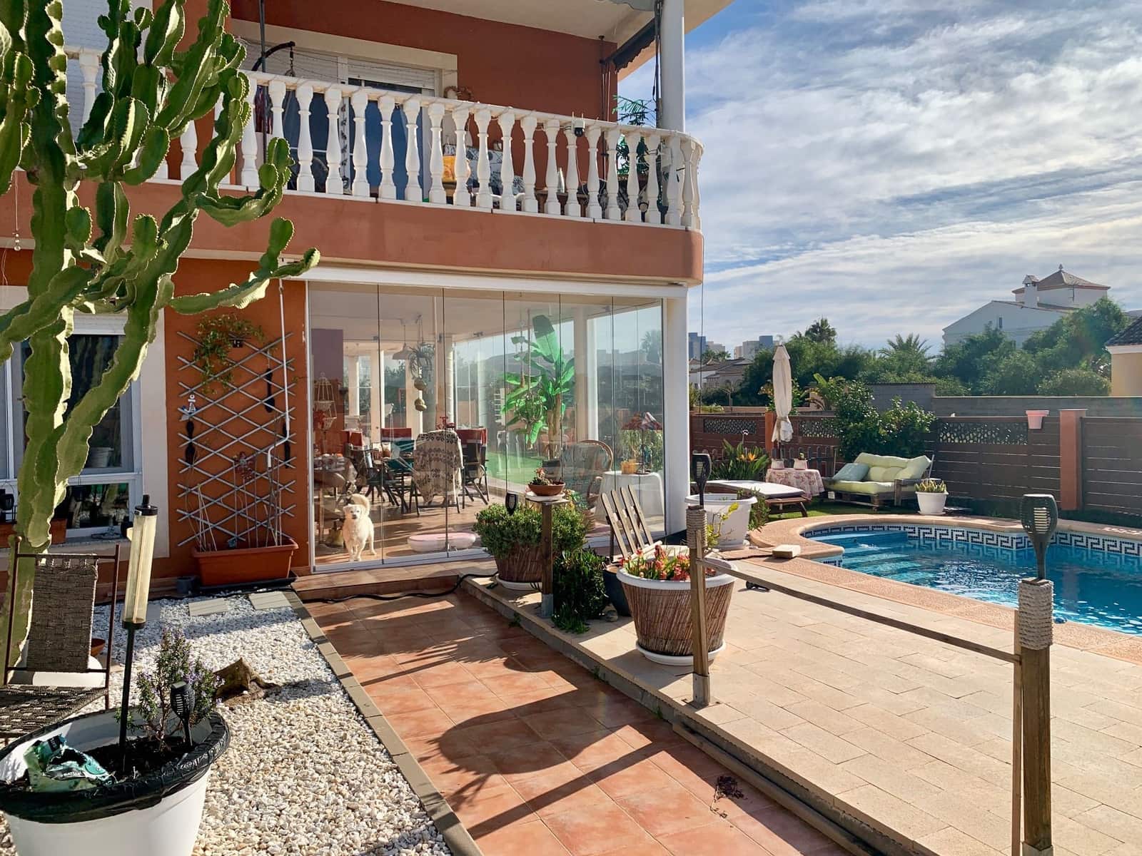 4 sypialnia Willa na sprzedaż w La Manga del Mar Menor z basenem garażem - 620 000 € (Ref: 9690067)