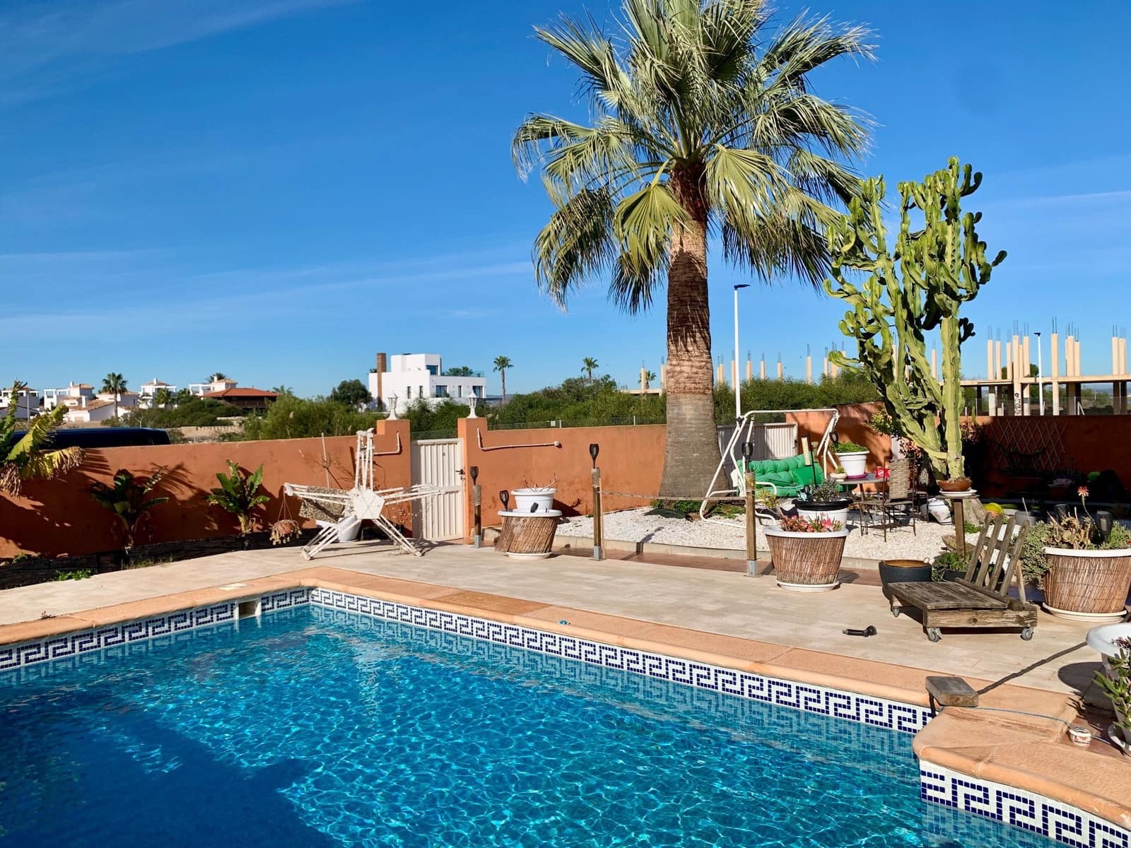 4 sypialnia Willa na sprzedaż w La Manga del Mar Menor z basenem garażem - 620 000 € (Ref: 9690067)