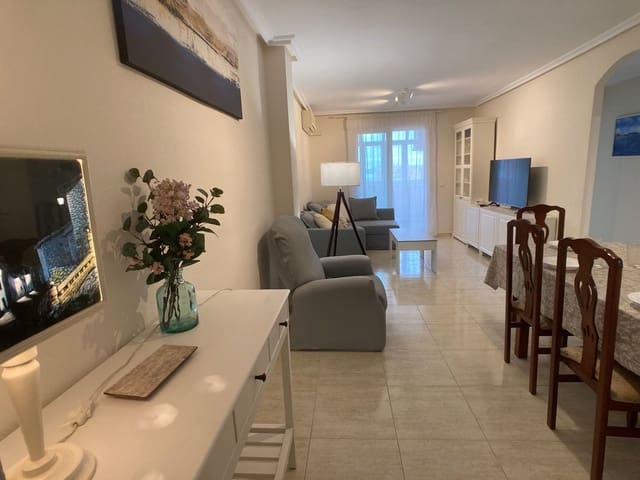 3 quarto Apartamento para arrendar em La Manga del Mar Menor com garagem - 2 000 € (Ref: 9744052)