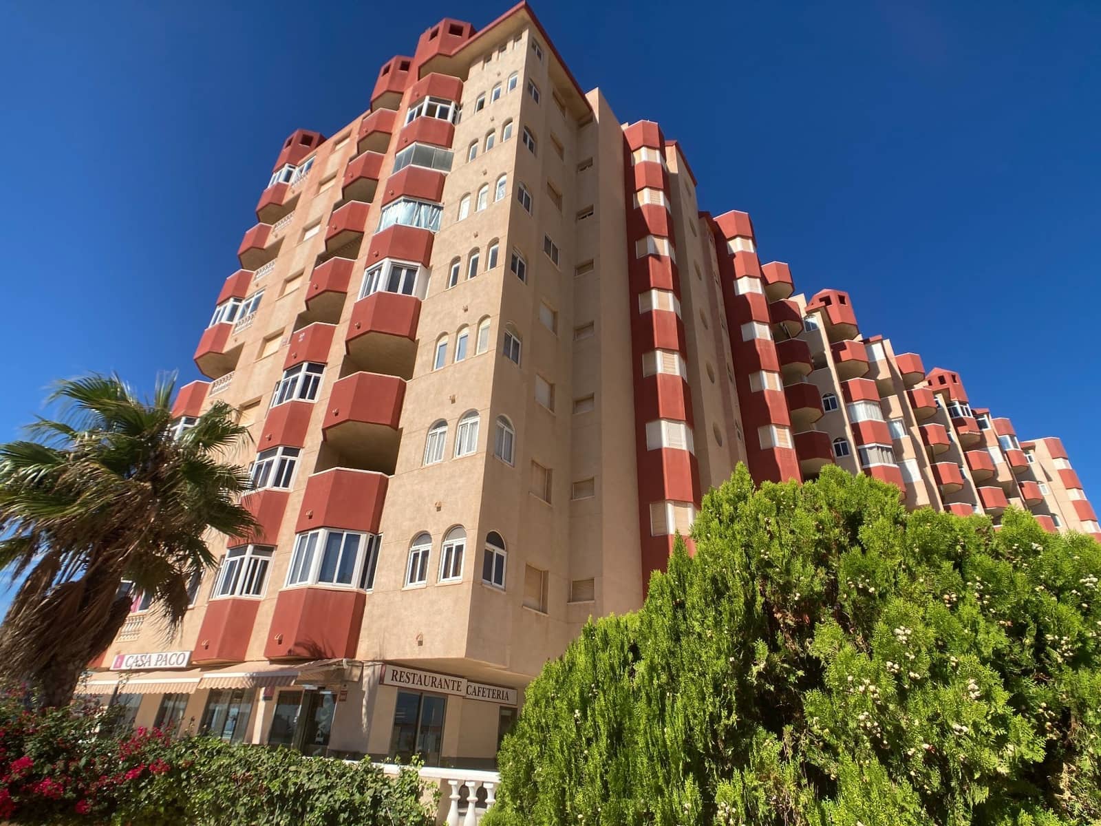 3 quarto Apartamento para arrendar em La Manga del Mar Menor com garagem - 2 000 € (Ref: 9744052)