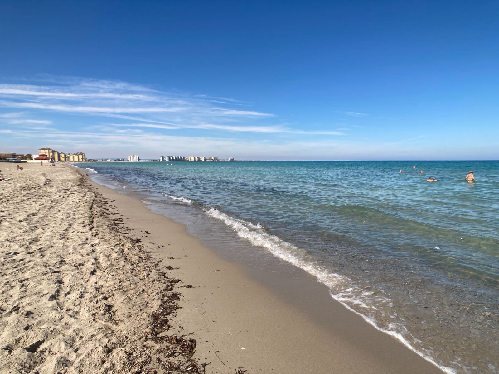 3 quarto Apartamento para arrendar em La Manga del Mar Menor com garagem - 2 000 € (Ref: 9744052)