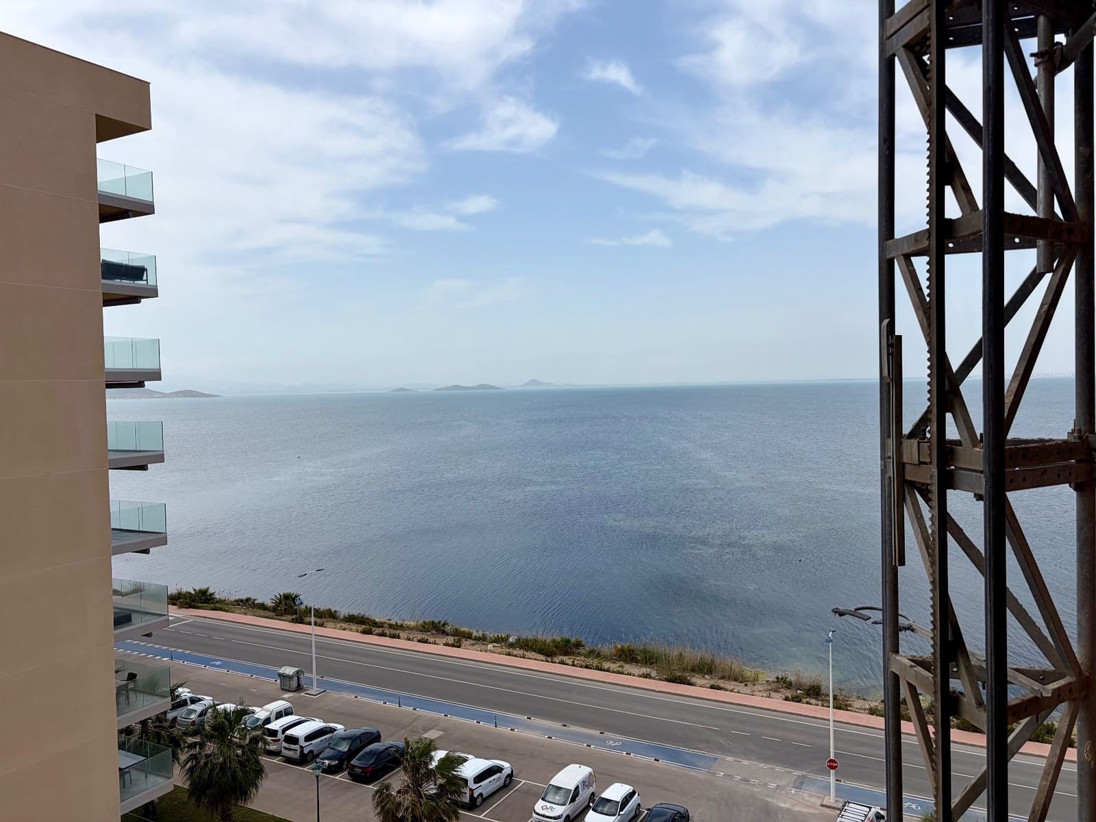 2 soverom Leilighet til salgs i La Manga del Mar Menor med svømmebasseng garasje - € 262 963 (Ref: 9761713)