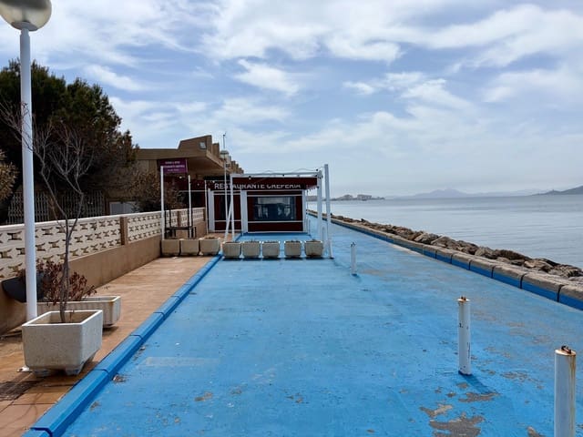 Erhverv til leje i La Manga del Mar Menor - € 920 (Ref: 9770309)