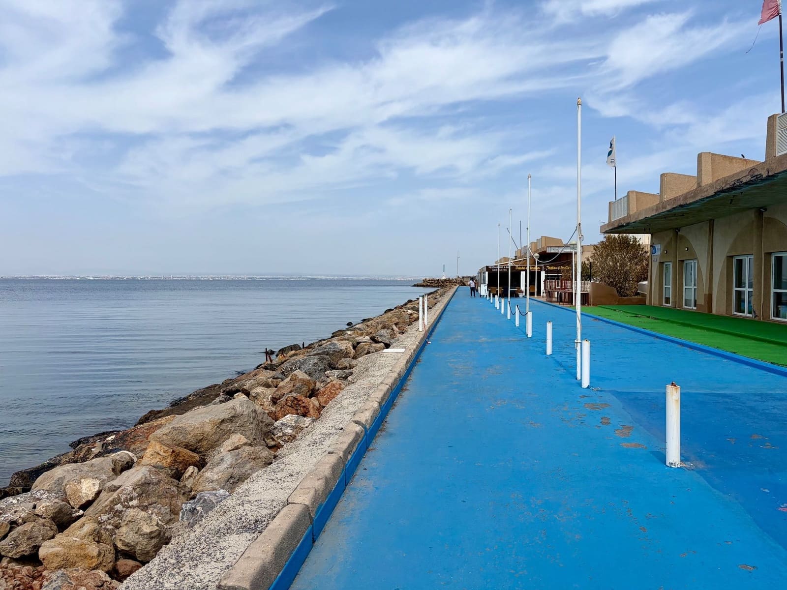 Erhverv til leje i La Manga del Mar Menor - € 920 (Ref: 9770309)