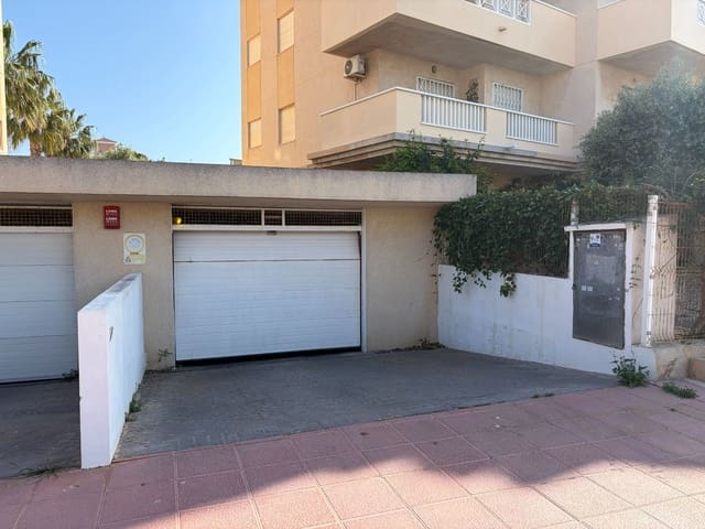 Garage til salg i Cala Flores, Cartagena - € 10.000 (Ref: 9813014)