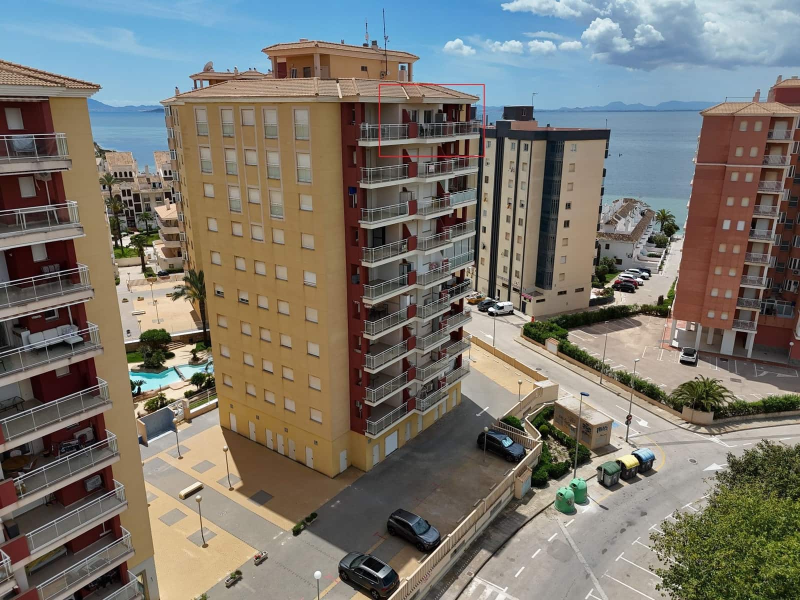 1 quarto Apartamento para venda em La Manga del Mar Menor com piscina - 135 000 € (Ref: 9813681)