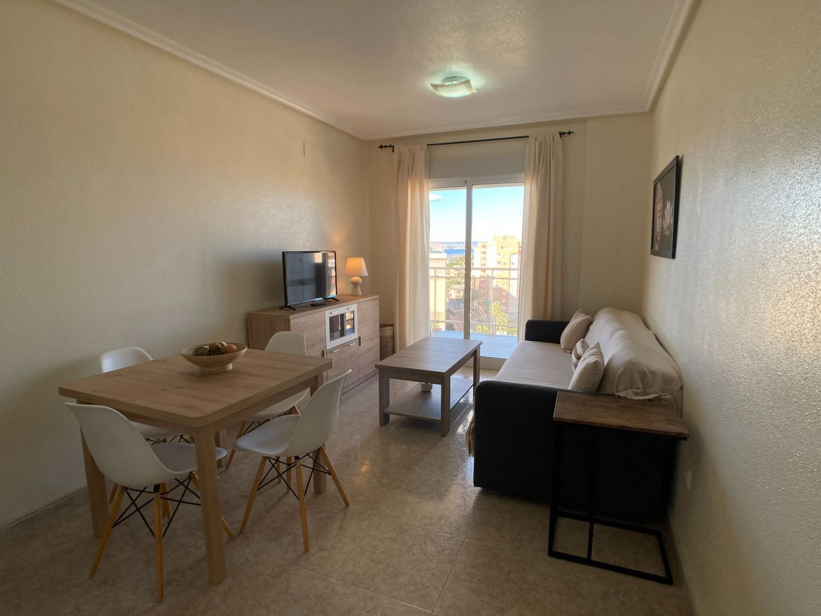 1 quarto Apartamento para venda em La Manga del Mar Menor com piscina - 135 000 € (Ref: 9813681)