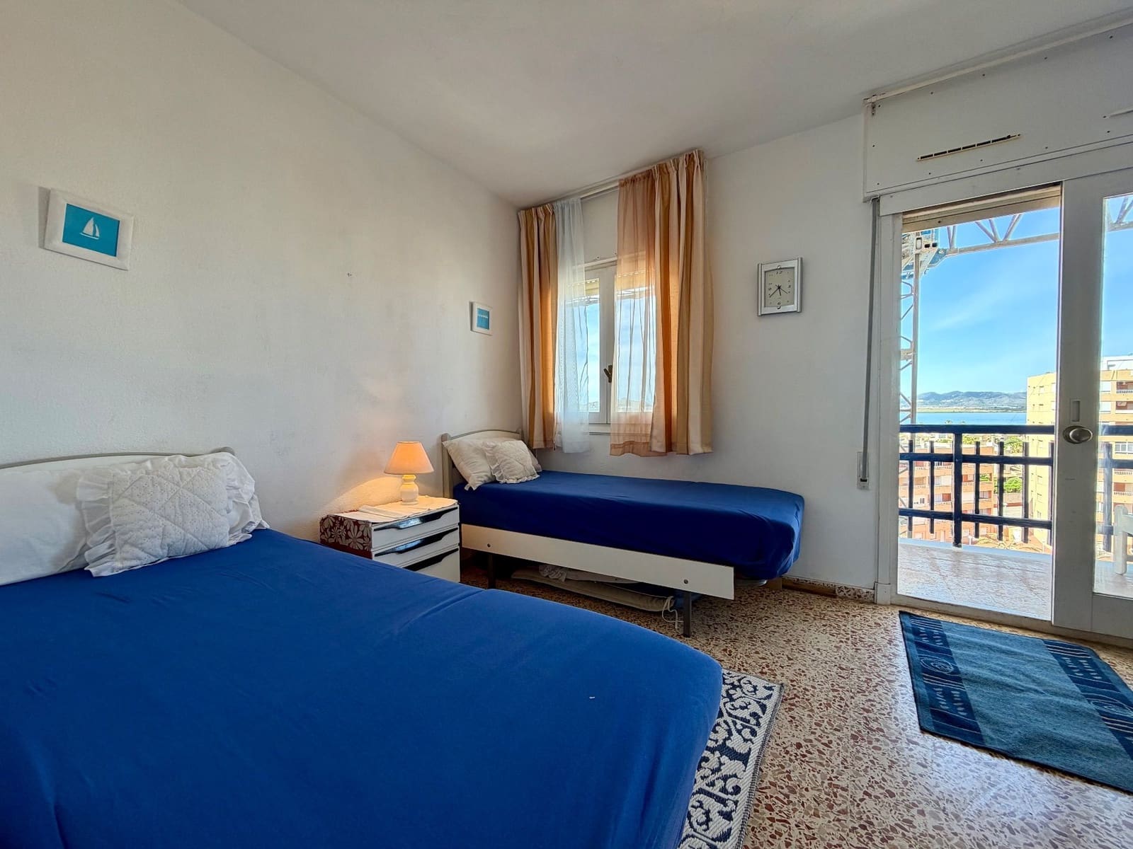 Apartamento de 2 habitaciones en La Manga del Mar Menor en venta con piscina - 190.000 € (Ref: 9849034)