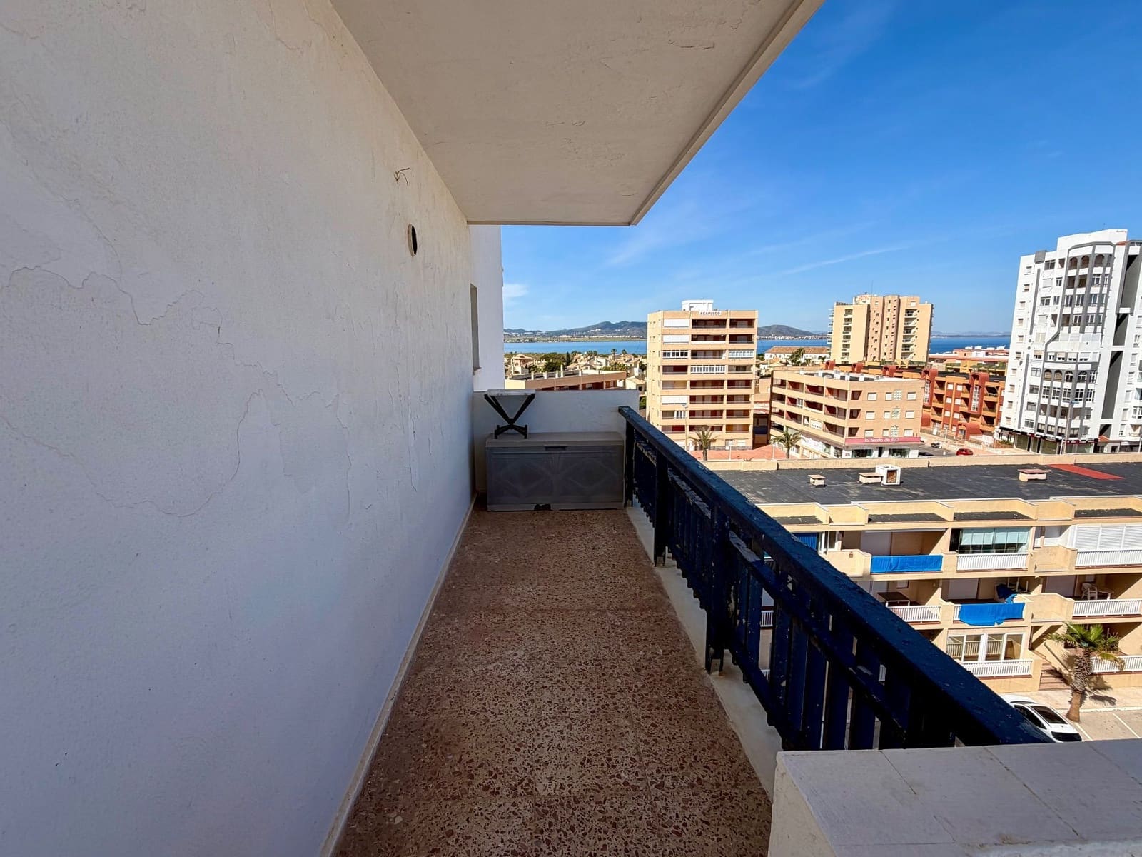 Apartamento de 2 habitaciones en La Manga del Mar Menor en venta con piscina - 190.000 € (Ref: 9849034)