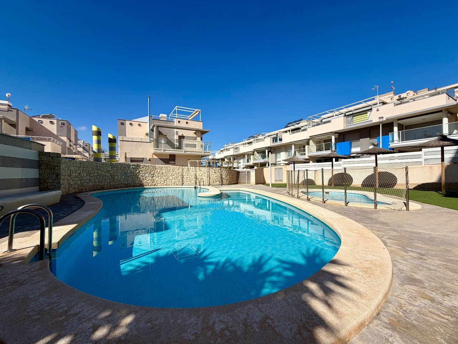 2 soveværelse Lejlighed til salg i Cabo de Palos med swimmingpool garage - € 346.000 (Ref: 9849035)