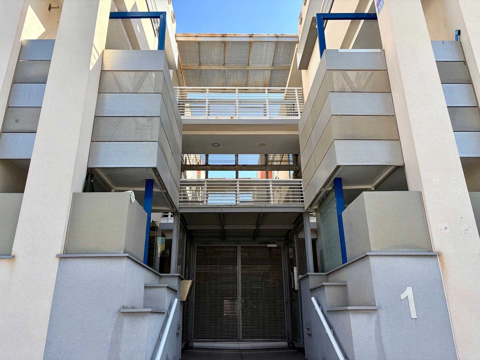 2 soveværelse Lejlighed til salg i Cabo de Palos med swimmingpool garage - € 346.000 (Ref: 9849035)
