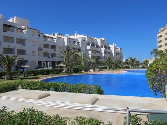 1 sovrum Lägenhet att hyra i La Manga del Mar Menor med pool - 1 200 € (Ref: 9877928)
