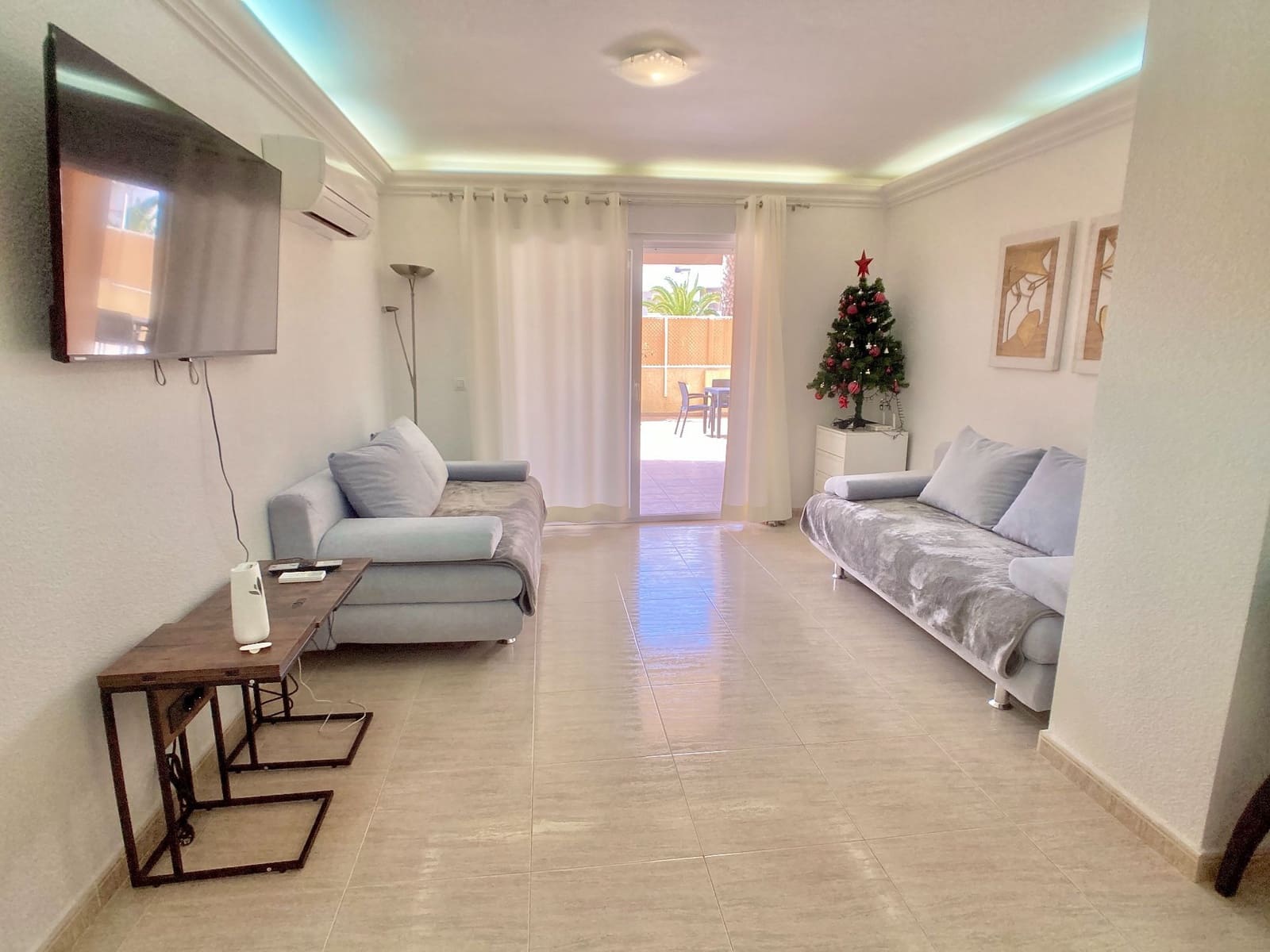 1 sovrum Lägenhet att hyra i La Manga del Mar Menor med pool - 1 200 € (Ref: 9877928)