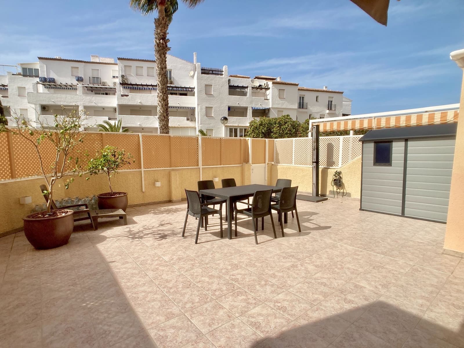 1 sovrum Lägenhet att hyra i La Manga del Mar Menor med pool - 1 200 € (Ref: 9877928)