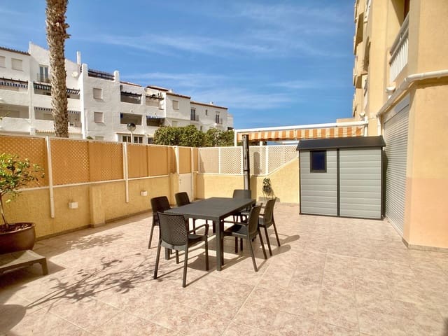 1 sovrum Lägenhet att hyra i La Manga del Mar Menor med pool - 1 200 € (Ref: 9877928)