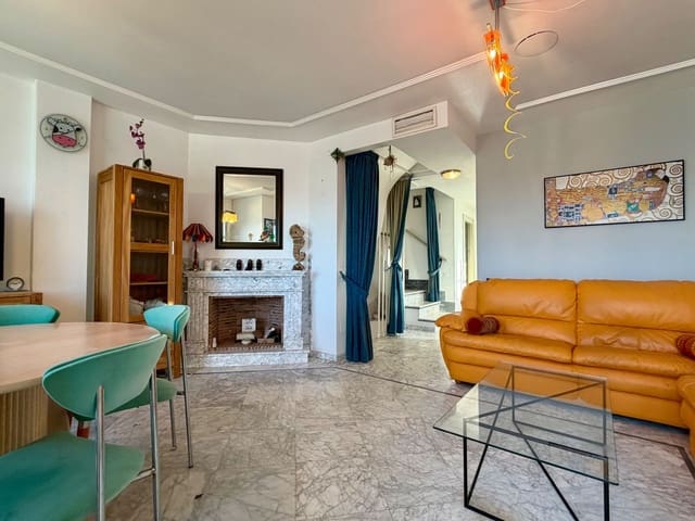 3 makuuhuone Omakotitalo myytävänä paikassa La Manga del Mar Menor mukana 
autotalli - 215 000 € (Ref: 9919353)
