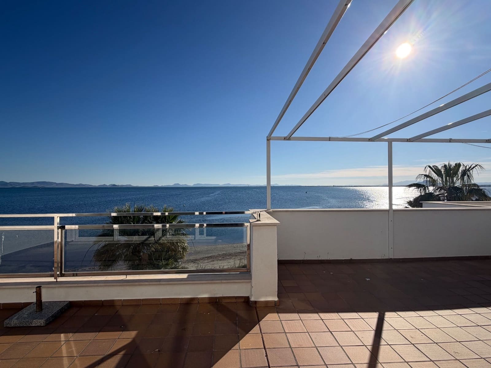 4 soveværelse Penthouse til salg i La Manga del Mar Menor med swimmingpool garage - € 425.000 (Ref: 9921703)
