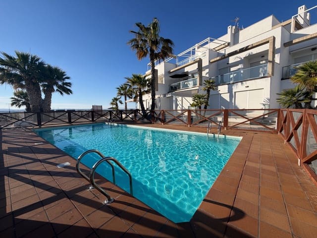 4 soveværelse Penthouse til salg i La Manga del Mar Menor med swimmingpool garage - € 425.000 (Ref: 9921703)