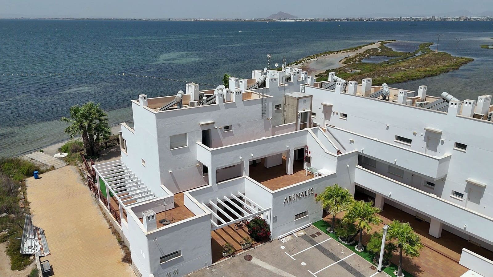 4 soveværelse Penthouse til salg i La Manga del Mar Menor med swimmingpool garage - € 425.000 (Ref: 9921703)