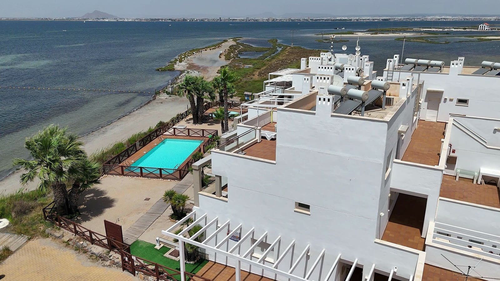 4 soveværelse Penthouse til salg i La Manga del Mar Menor med swimmingpool garage - € 425.000 (Ref: 9921703)