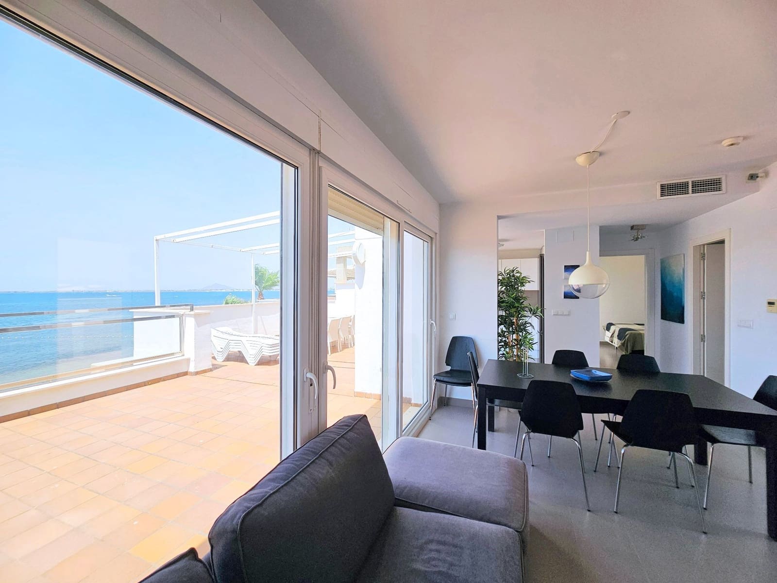 4 soveværelse Penthouse til salg i La Manga del Mar Menor med swimmingpool garage - € 425.000 (Ref: 9921703)