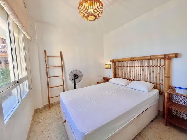 3 bedroom Apartment for rent in Cabo de Palos, Cartagena with pool - € 3,200 (Ref: 9926796)