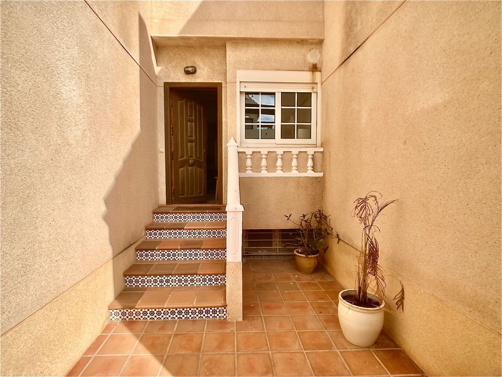 4 bedroom Semi-detached Villa for rent in Cabo de Palos - € 1,400 (Ref: 9939370)