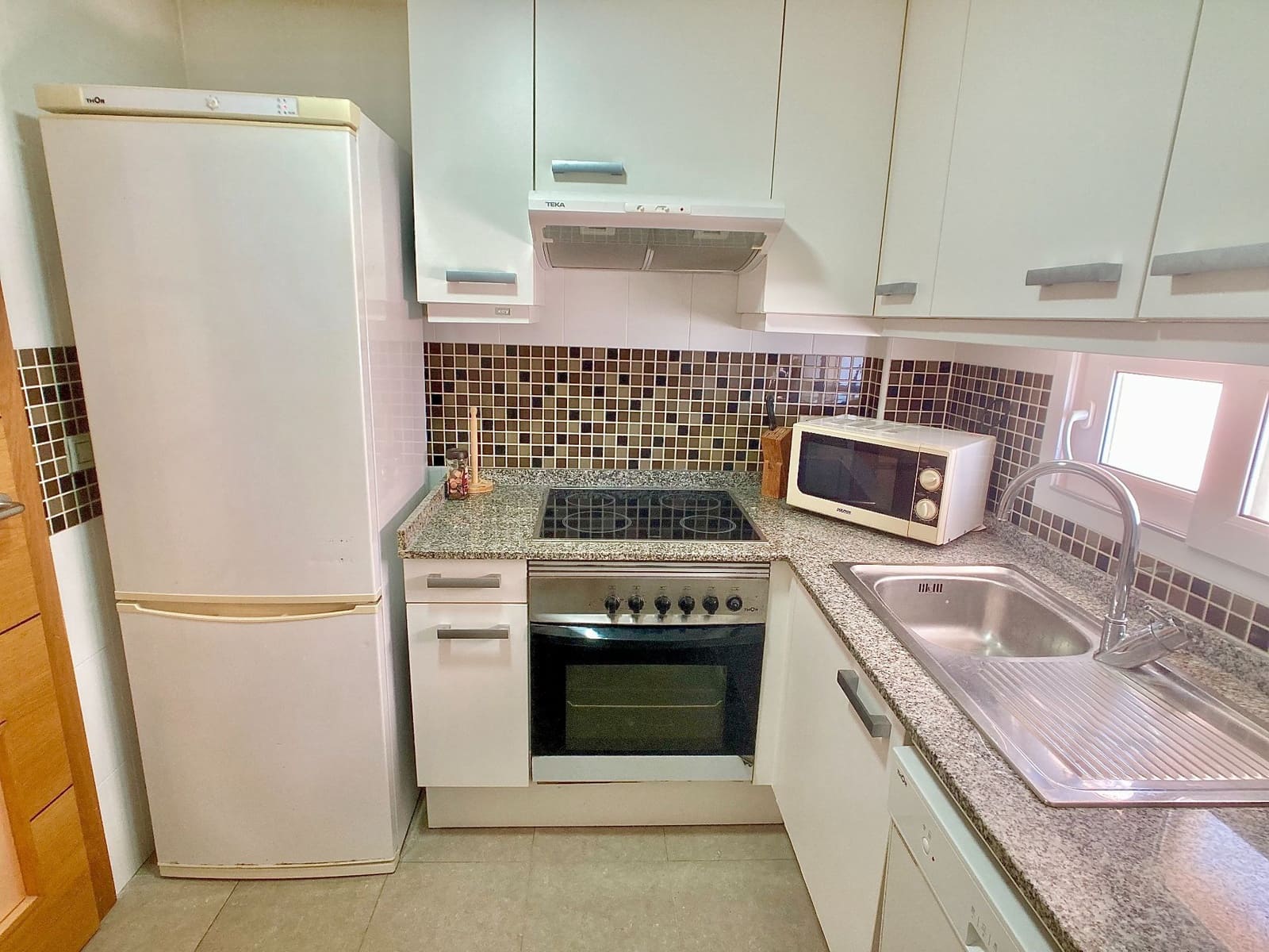 2 Zimmer Apartment zu vermieten in La Manga del Mar Menor mit Pool Garage - 2.400 € (Ref: 9945119)