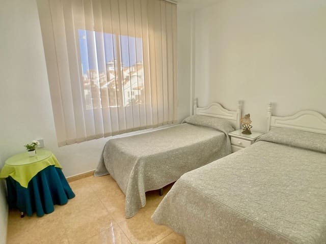 3 soveværelse Lejlighed til leje i La Manga del Mar Menor med garage - € 3.000 (Ref: 9946981)