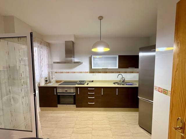 2 soverom Leilighet til leie i San Antón, Cartagena med garasje - € 850 (Ref: 9972861)