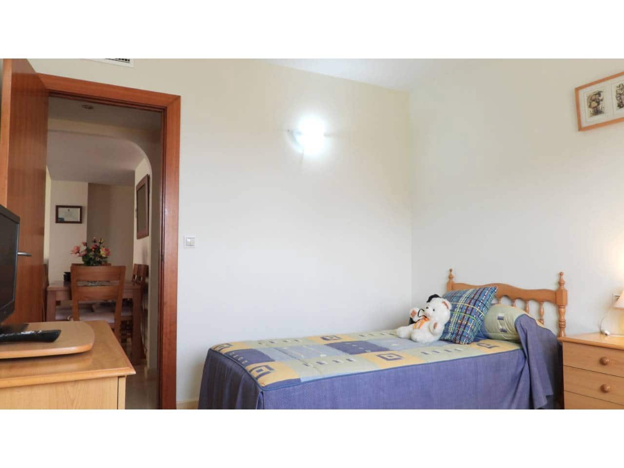 3 quarto Apartamento para venda em La Manga del Mar Menor com piscina garagem - 290 000 € (Ref: 10018794)
