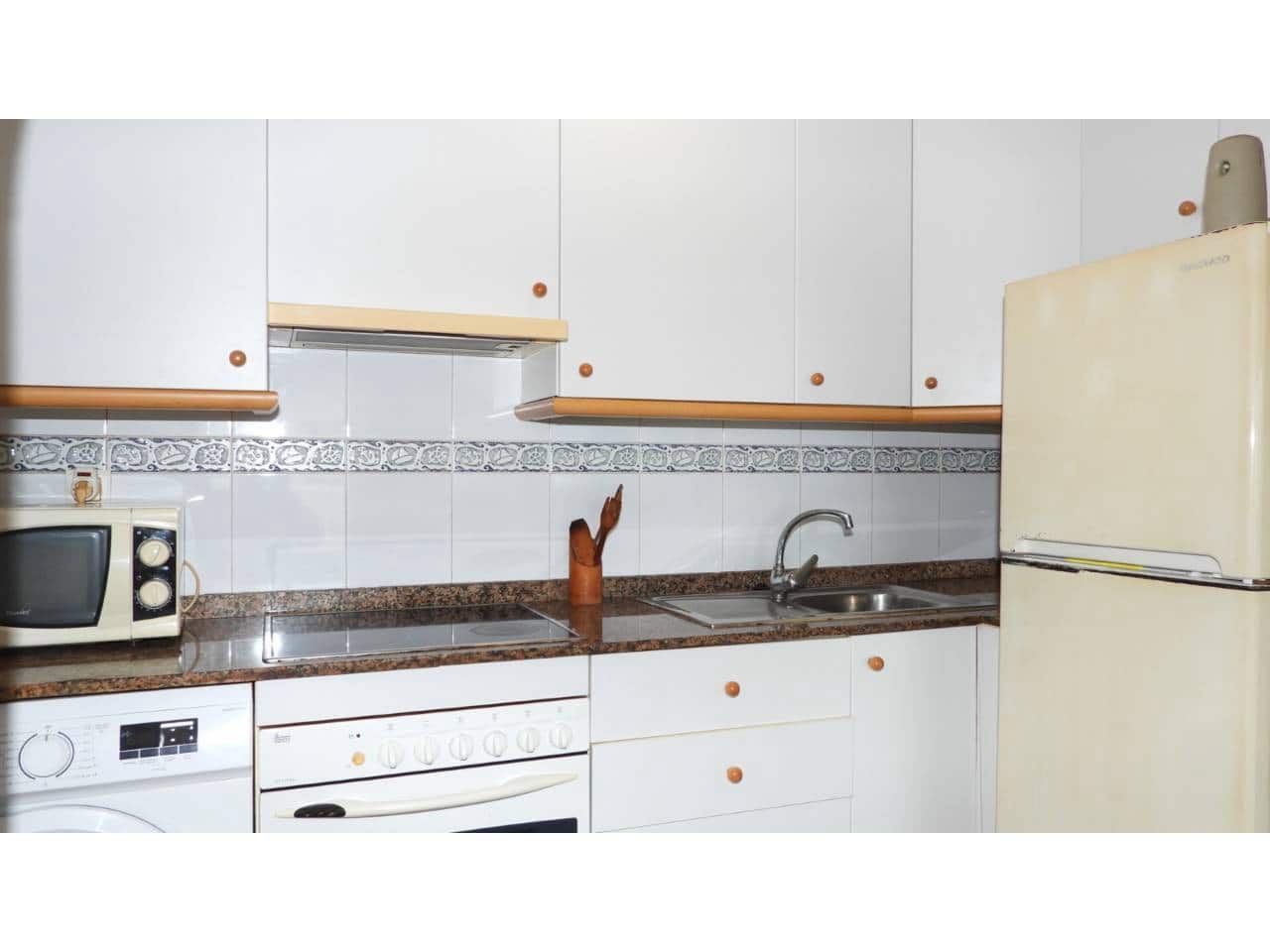 1 Zimmer Wohnung zu verkaufen in La Manga del Mar Menor mit Pool - 130.000 € (Ref: 10026634)