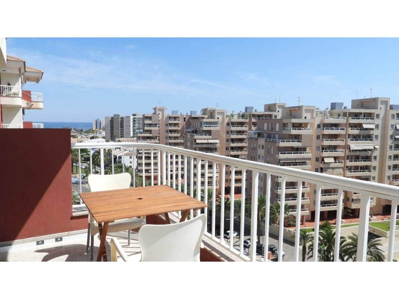 1 Zimmer Wohnung zu verkaufen in La Manga del Mar Menor mit Pool - 130.000 € (Ref: 10026634)