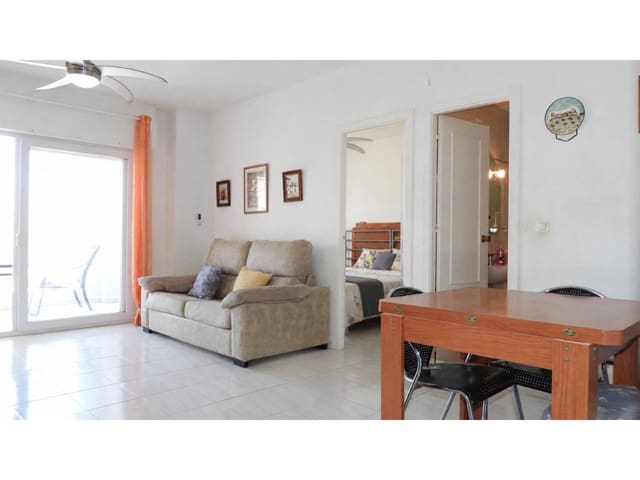 1 slaapkamer Flat te koop in La Manga del Mar Menor met zwembad - € 122.000 (Ref: 10088551)