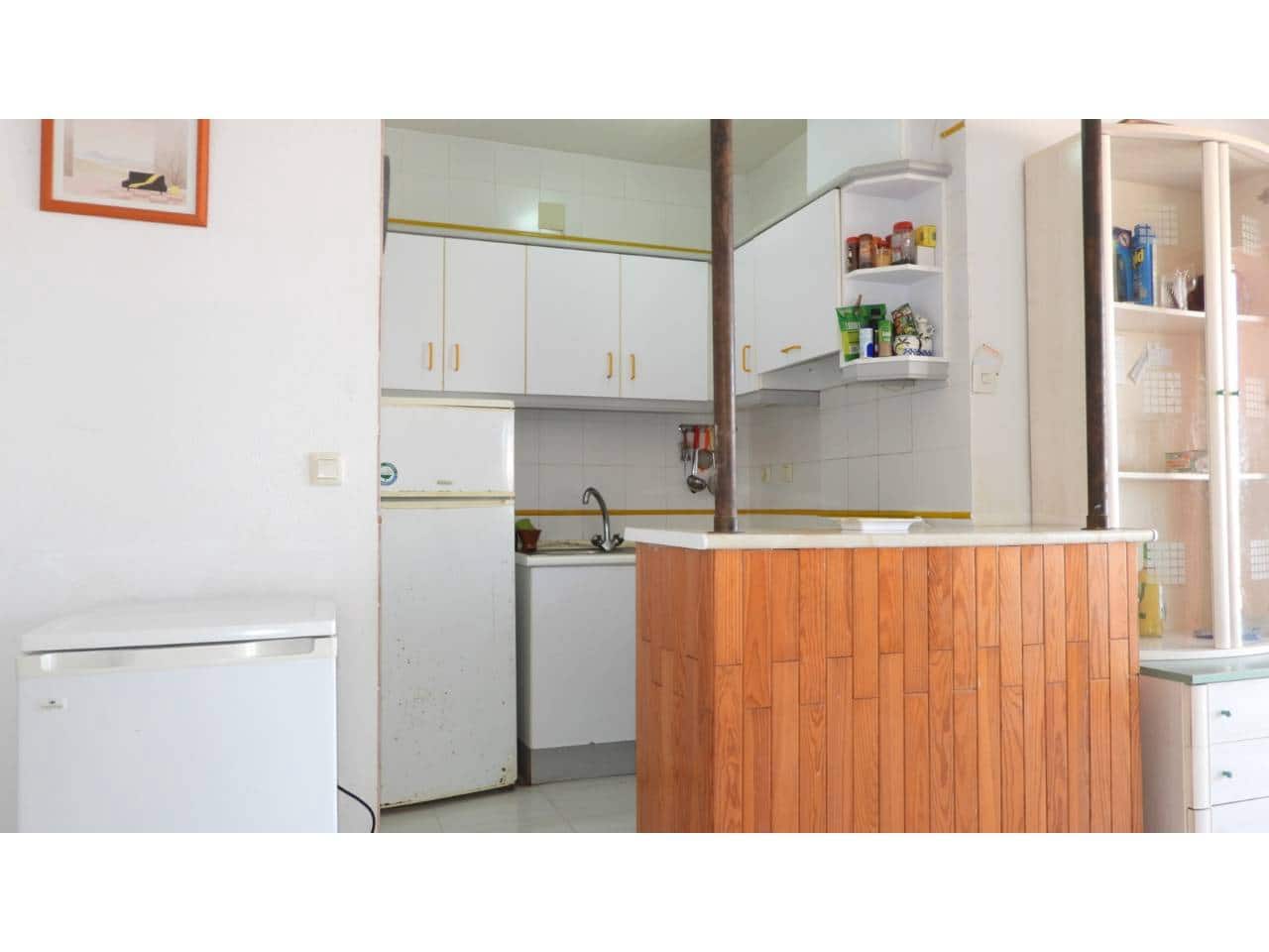 1 soveværelse Lejlighed til salg i La Manga del Mar Menor med swimmingpool - € 122.000 (Ref: 10088551)