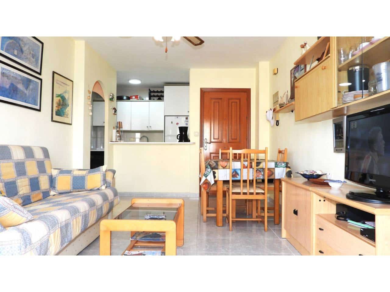 1 soveværelse Lejlighed til salg i La Manga del Mar Menor med swimmingpool - € 125.000 (Ref: 10090027)