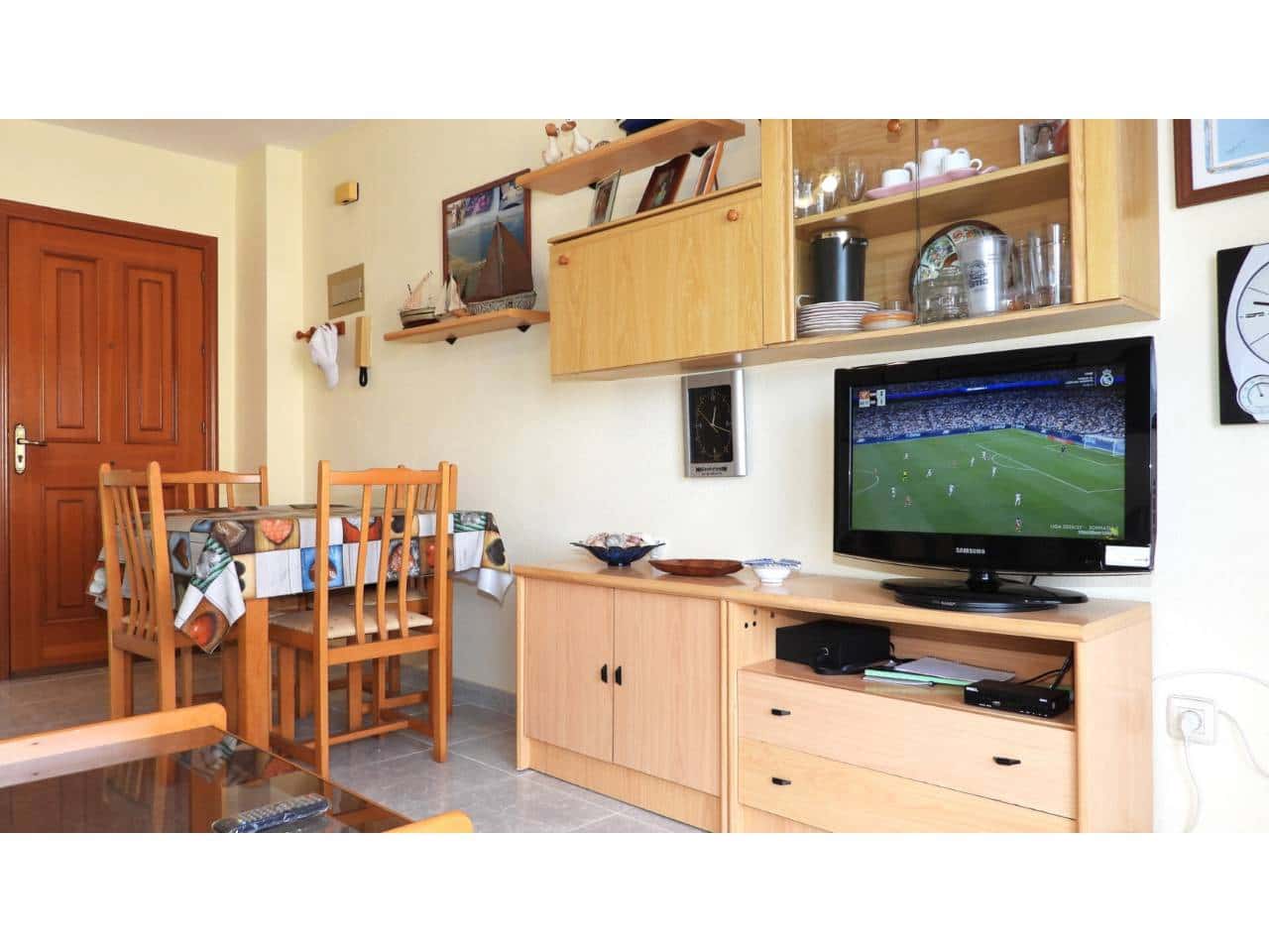1 soveværelse Lejlighed til salg i La Manga del Mar Menor med swimmingpool - € 125.000 (Ref: 10090027)