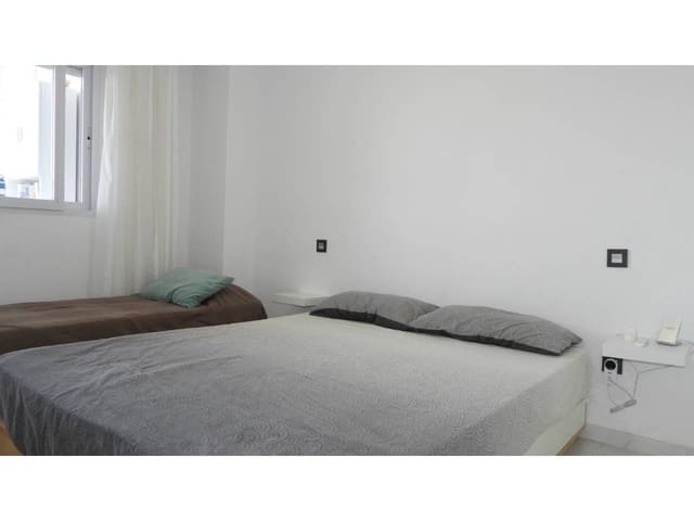 1 makuuhuone Asunto myytävänä paikassa La Manga del Mar Menor mukana uima-altaan - 130 000 € (Ref: 10150194)